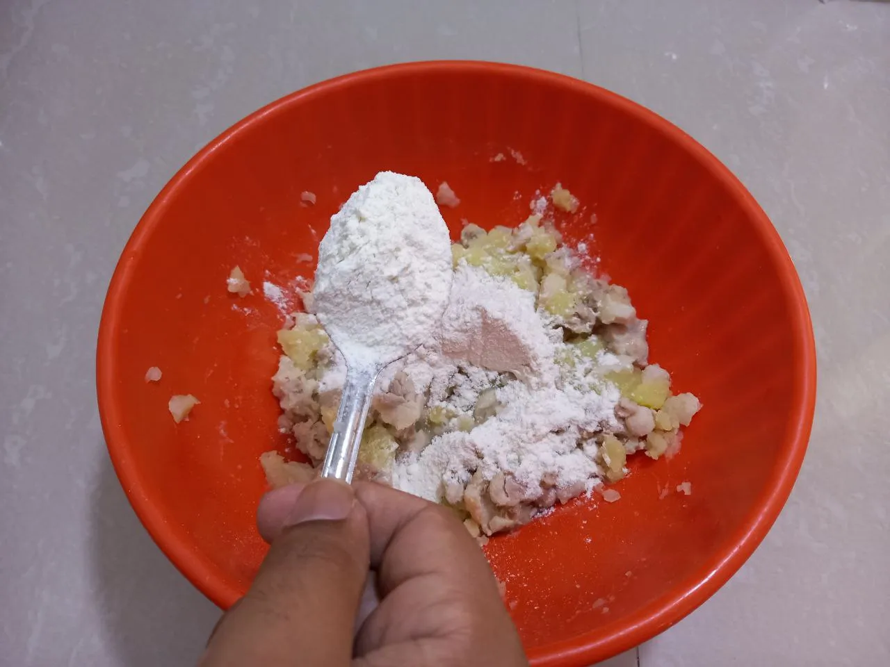 alt