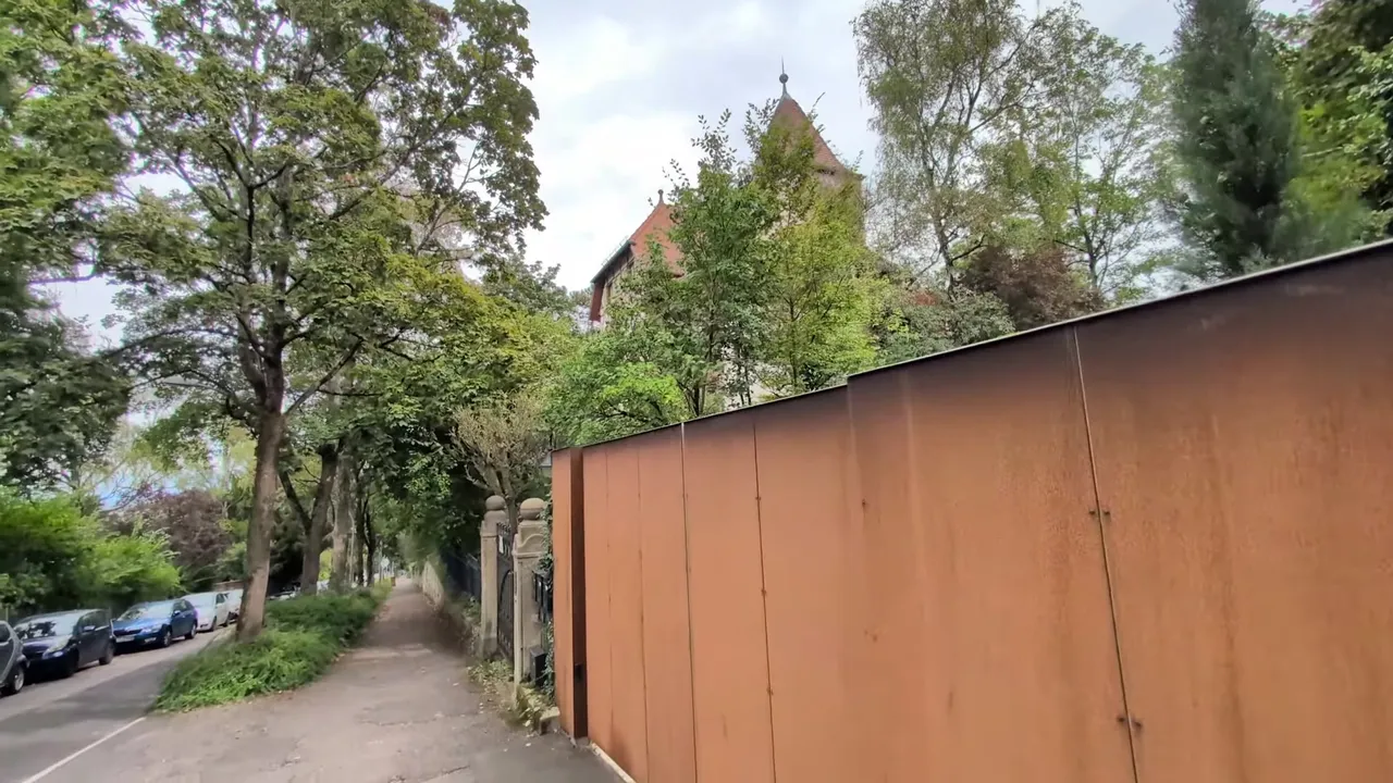 237.jpg