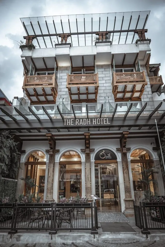 where to stay in Kandy
