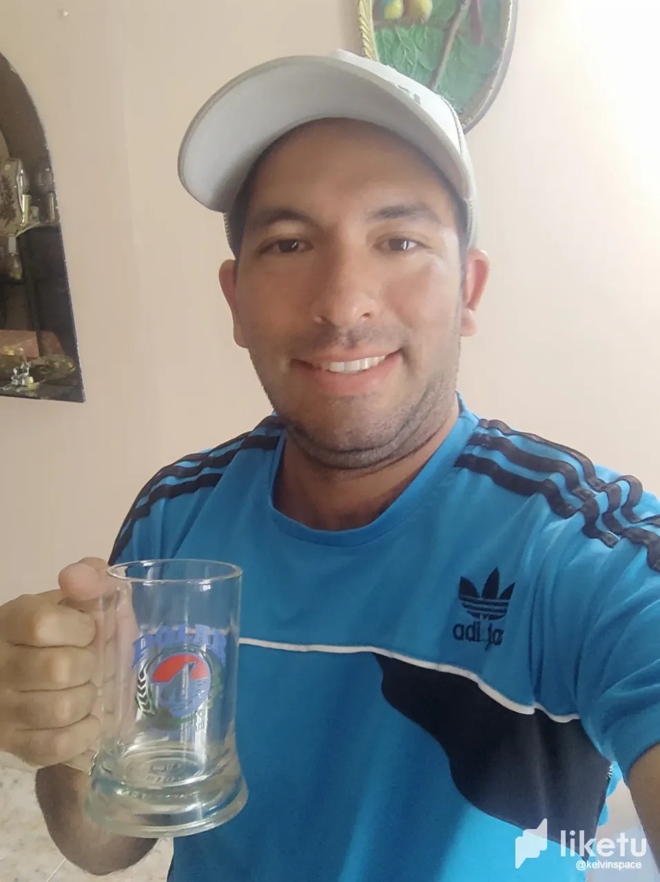 clkvffpev018066szfhehh0mb_1691082314880.webp