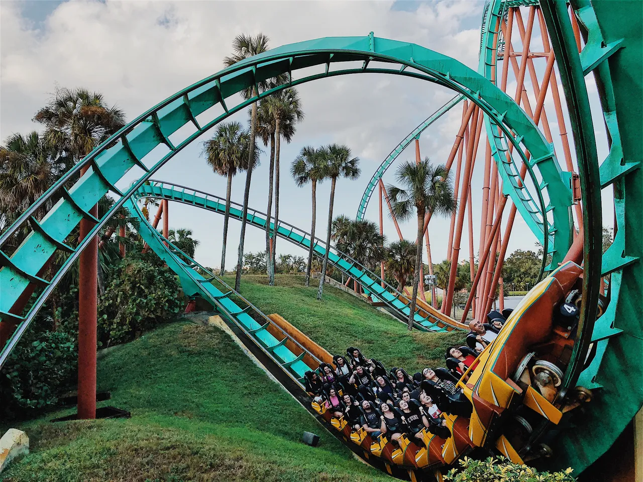 roler coaster matt-bowden-GZc4fnQsaWQ-unsplash.jpg