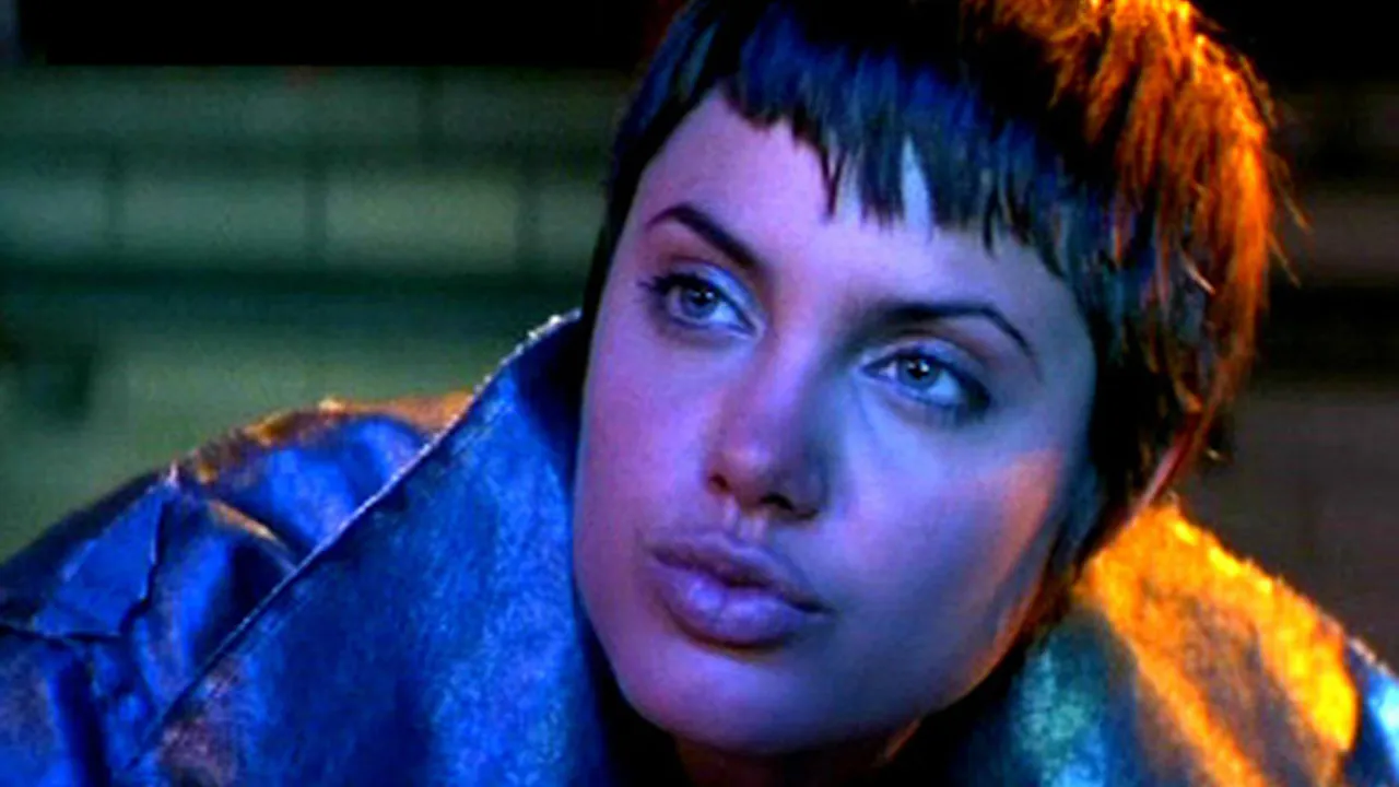 1995 Hackers Film Angelina Jolie Blue Lips.jpeg