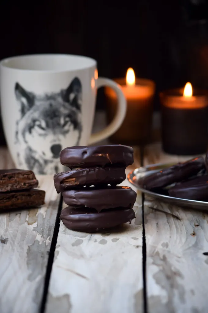 Dark Chocolate Mocha (Full) Moon Pies! (2).jpg