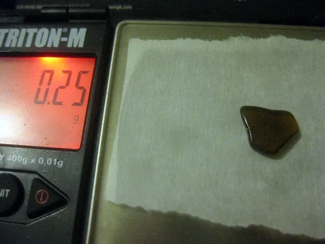 legaldab1.JPG
