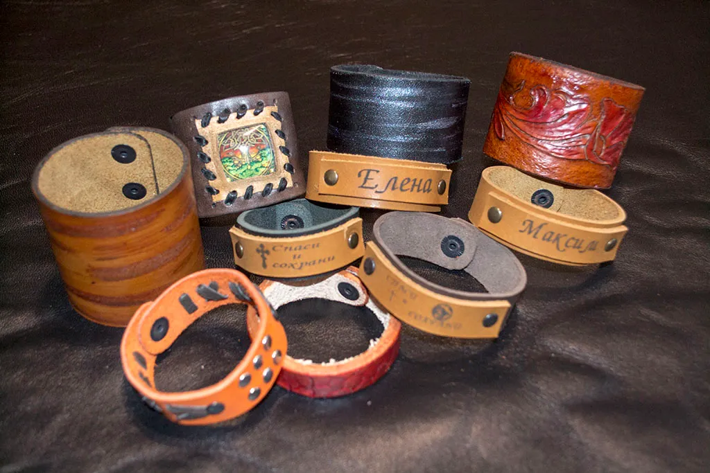 bracelet1.jpg