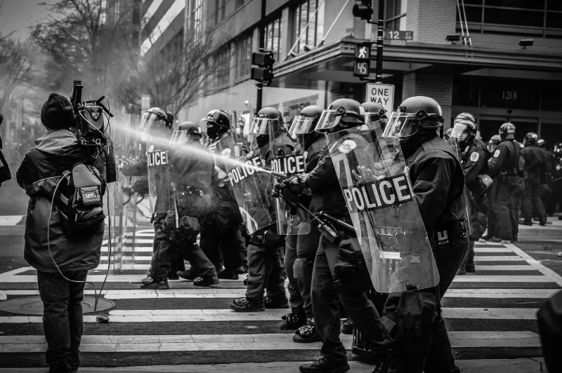 03_police.jpg