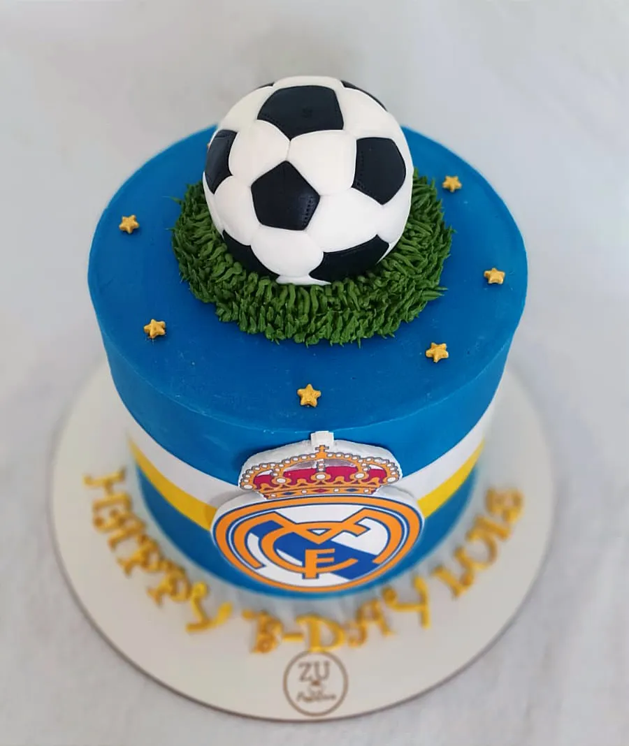 Tarta fútbol medio balón Real Madrid - Tartas personalizadas en Madrid