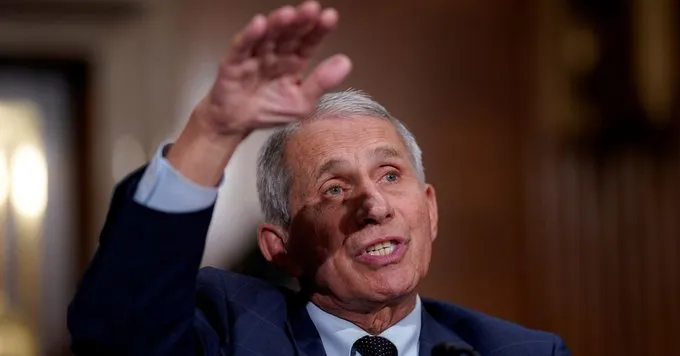 fauci salute.jpg