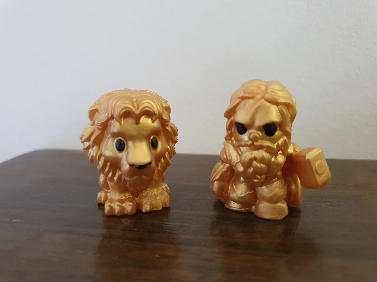 leo + thor.jpg