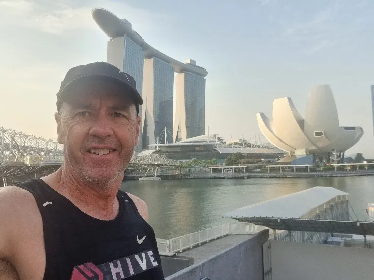 My turnaround point at the Helix bridge roughly two and half kilometres from our China town accommodation.