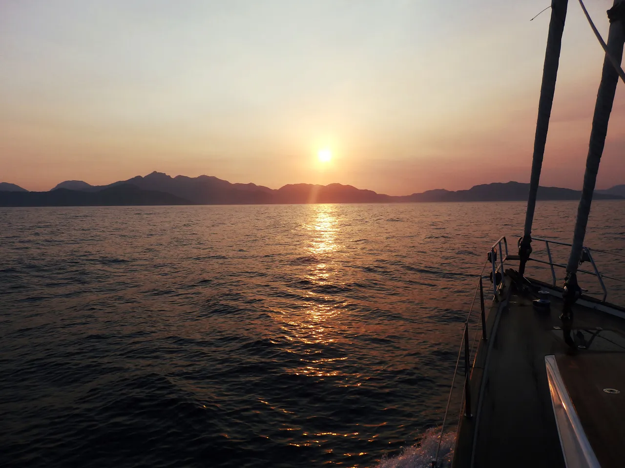 Sailingsunset.JPG