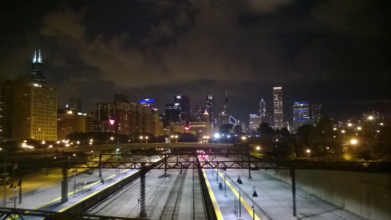 Train_Skyline.jpg