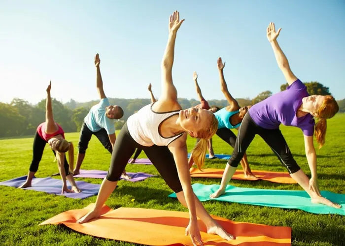 Clase-de-Yoga.jpg