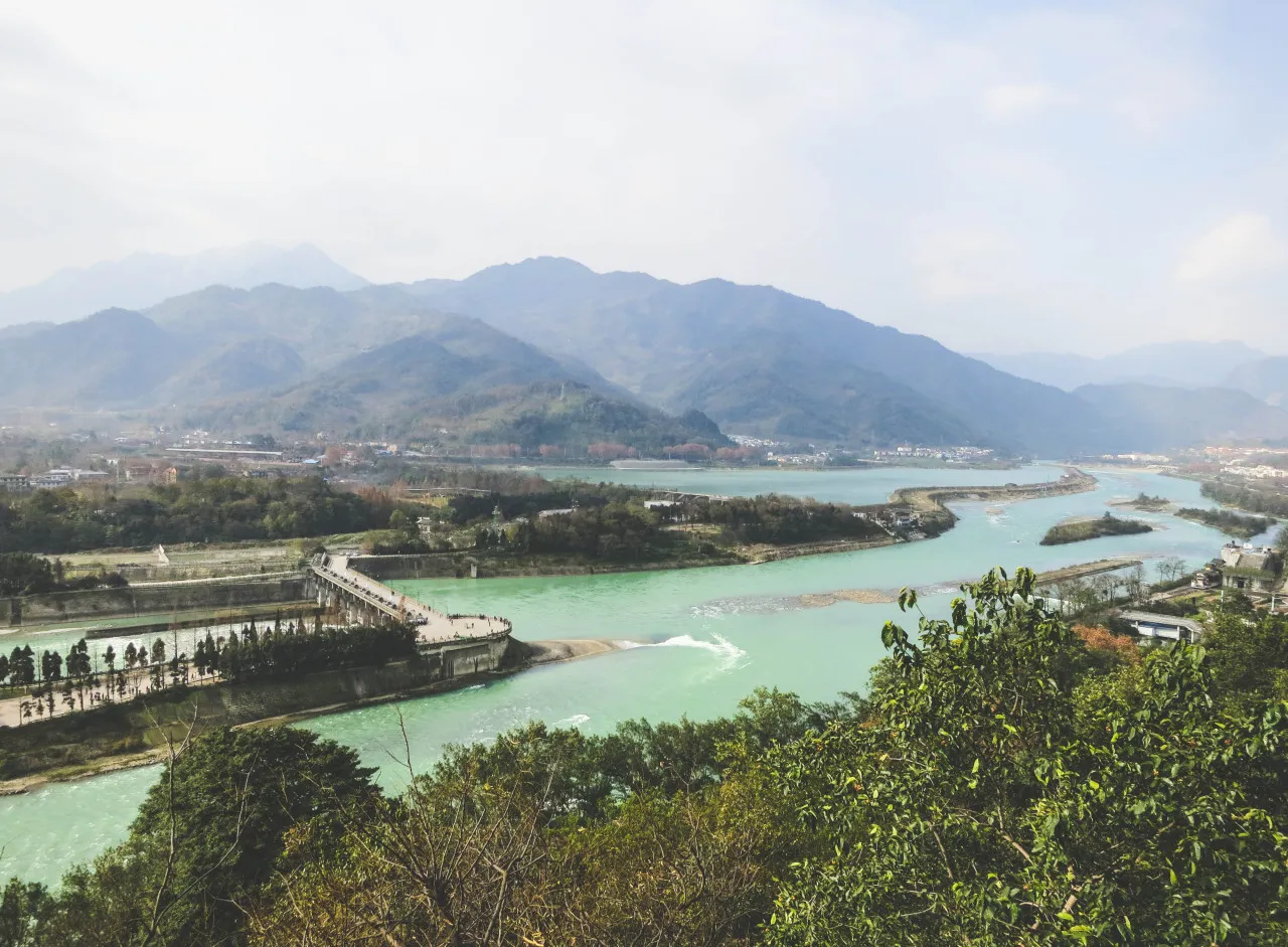 98.View of the dam, Dujiangyan, Sichuan, China..jpg