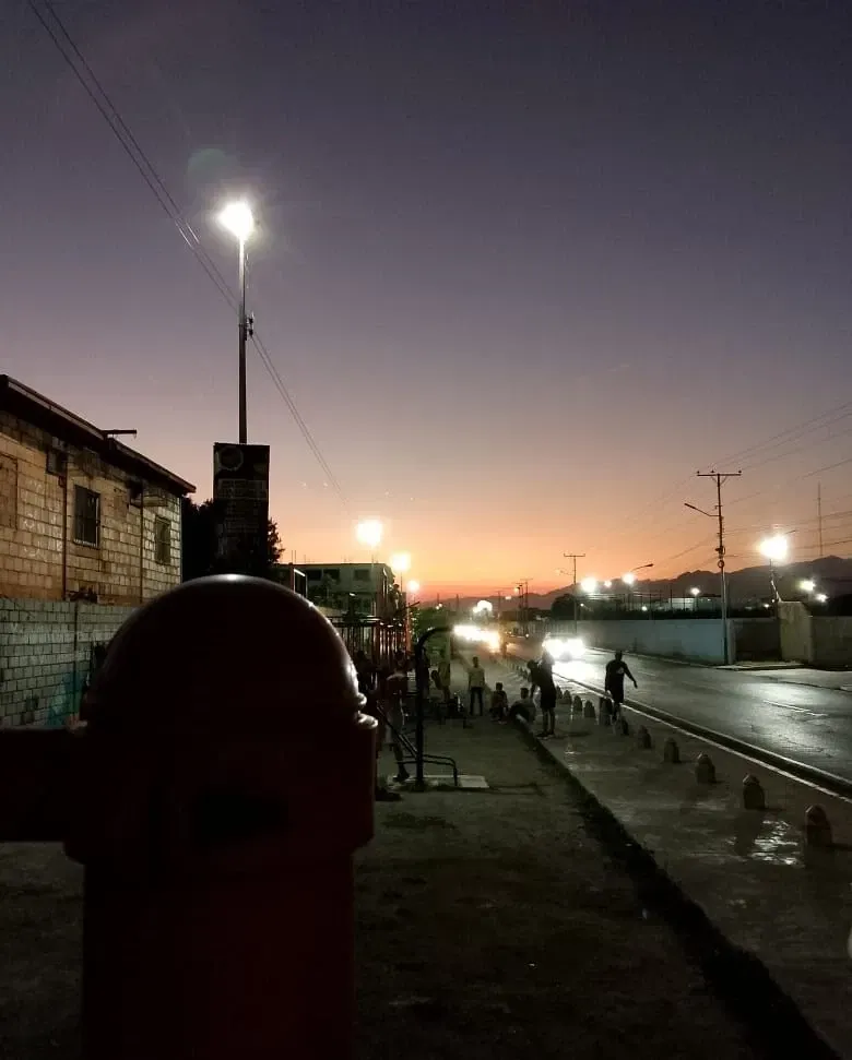 YxEj8n0fhcq3aPfv_atardecer.webp