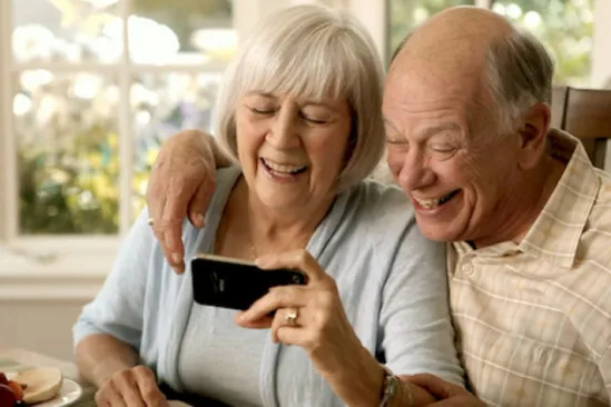 old-people-on-iphone.jpg