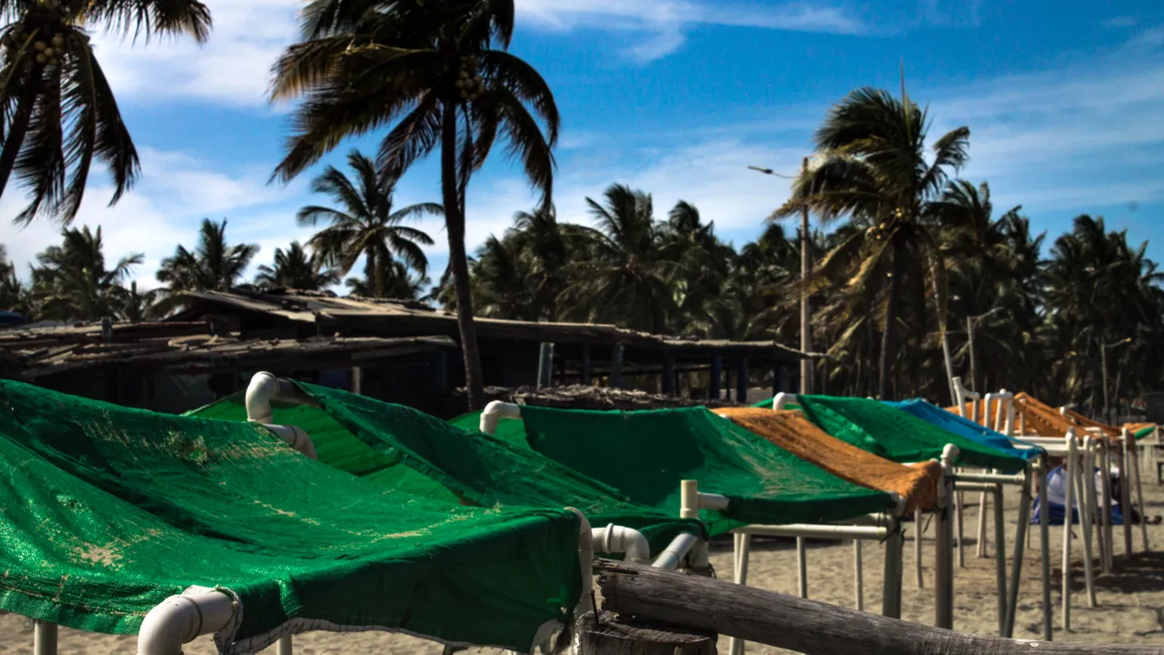 Playa La Rosa-13.jpg