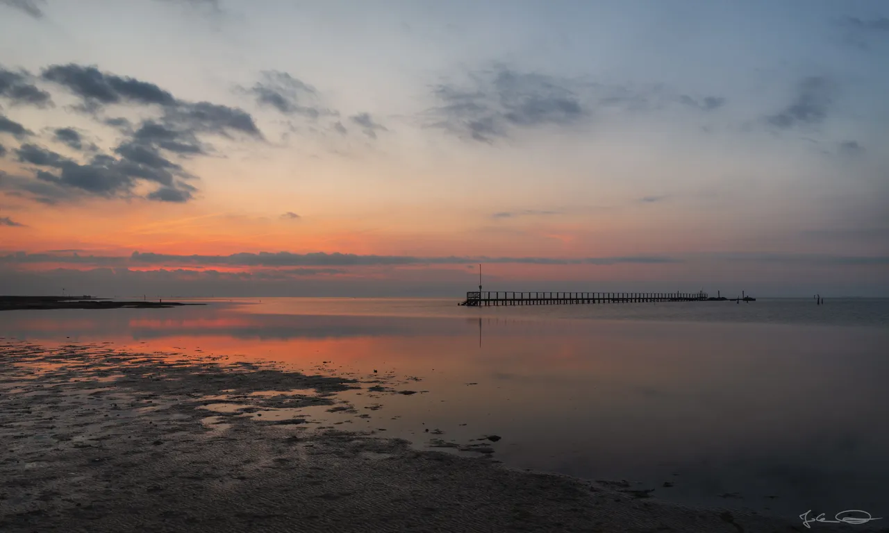 Hive: Beach Sunrise in Grado, Italy