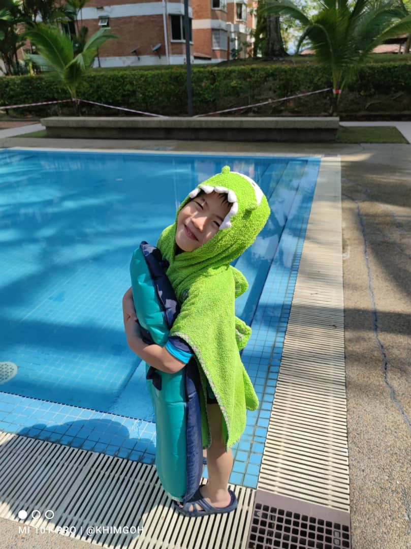 baby_dragon_out_of_pool.jpeg