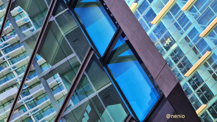 reflections-buildings-003.jpg