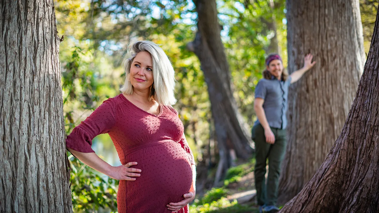 jacob-brandi-preg-2-LoRes.jpg