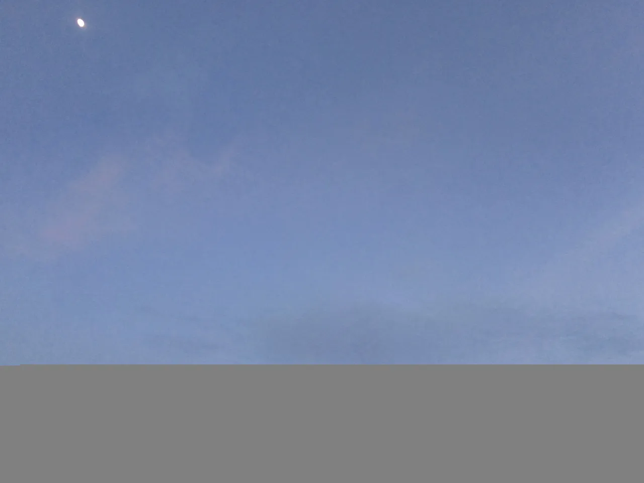 efe joshy - moonset.jpg