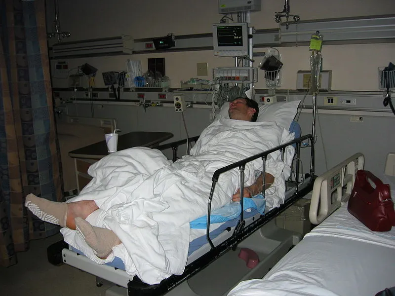 800px-Anesthesia_recovery.jpg