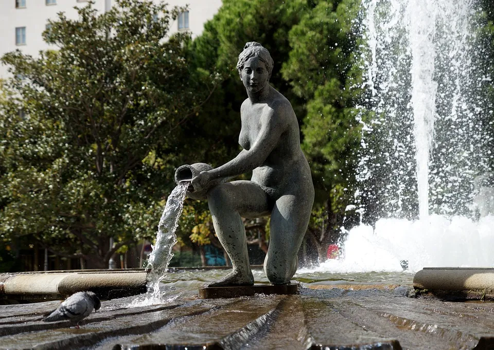 fountain-1875986_960_720.jpg