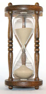 150px-Wooden_hourglass_3.jpg