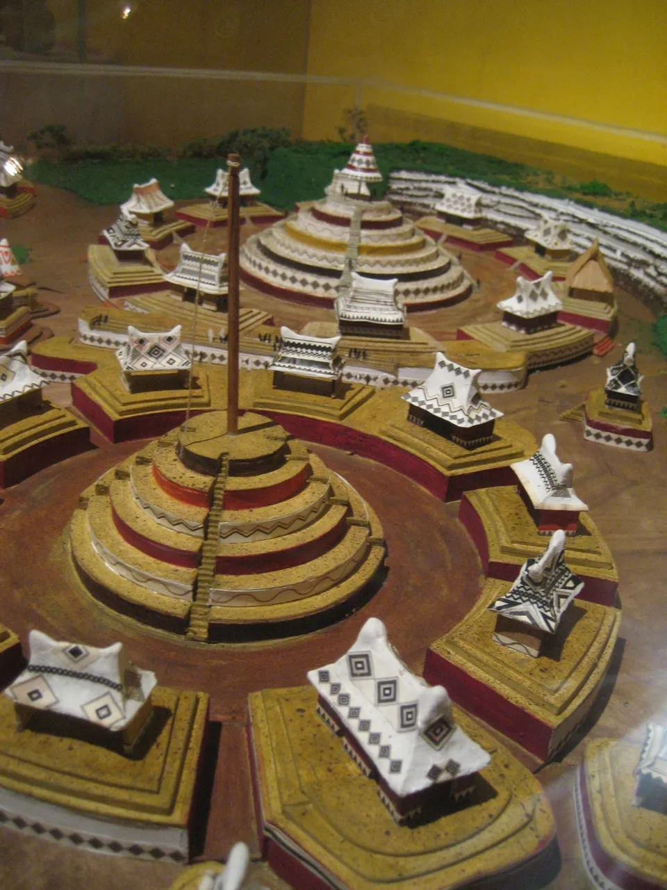 Teuchitlan_scale_model_1.jpg