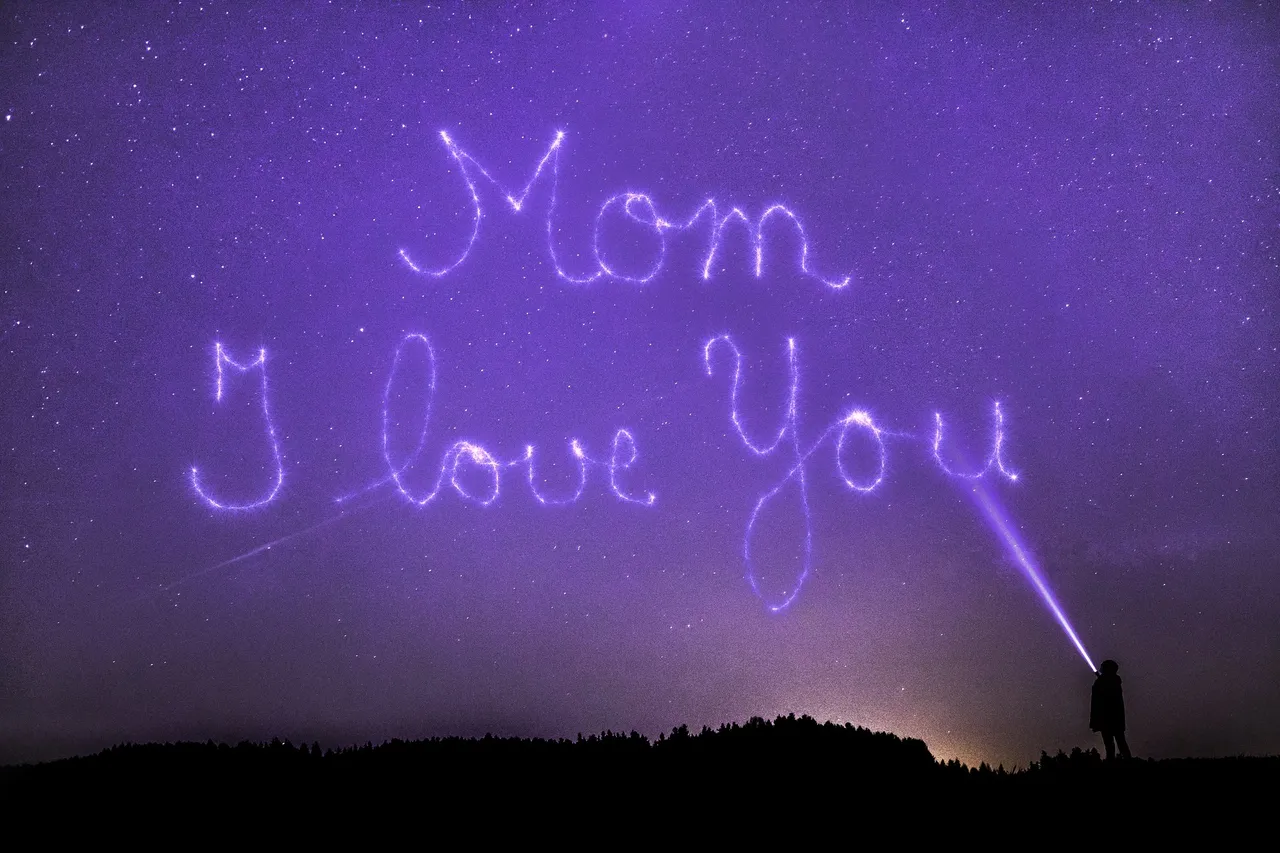 mothers-day-3312770_1920.jpg