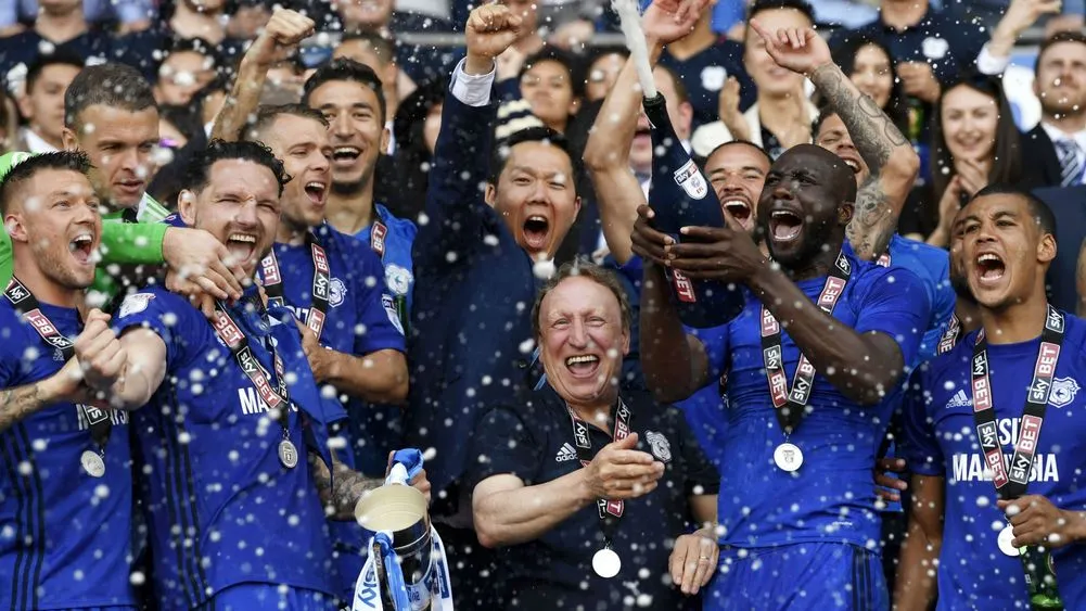 cardiff-city celebrate.jpg