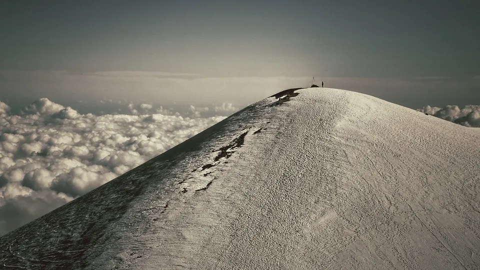 mountain-2245788_960_720.jpg