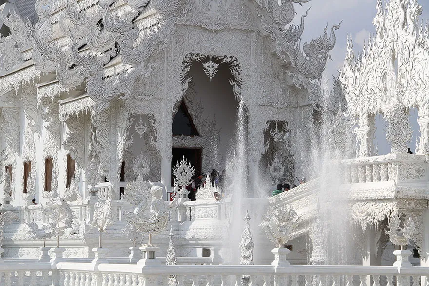 white-temple-thailand-20.jpg