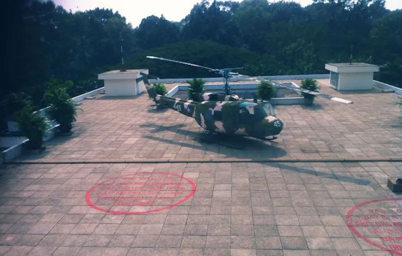 Helipad-and-bomb-markers.jpg