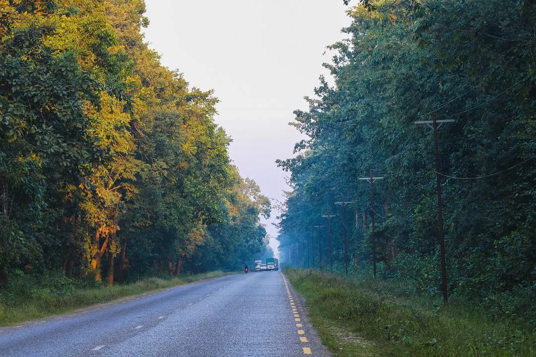 Highway blues. _motorway_ Being on this highway during sunset is blessing. . . - mahendra.jpg