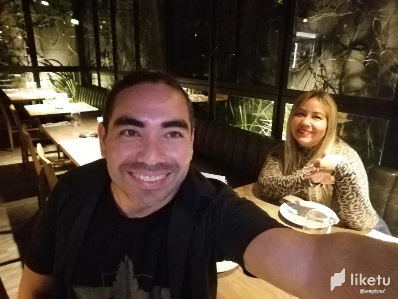 cloqbx9gc00pb7lsz16r0cx8n_photo_2023-11-08_18-45-36.webp