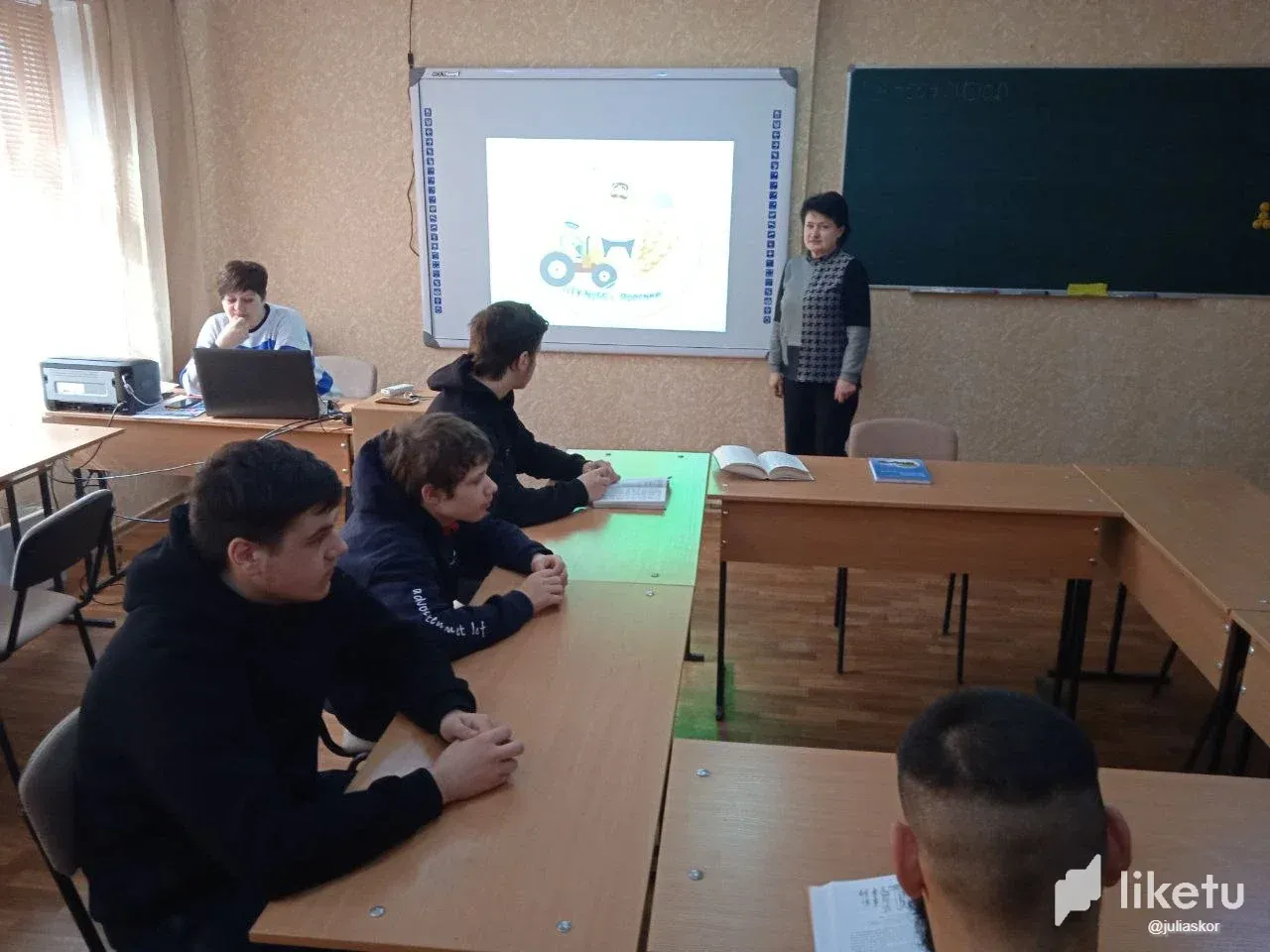 clfyau98i00eh2gsz1vpx69pa_photo_2023-03-21_10-07-12.webp