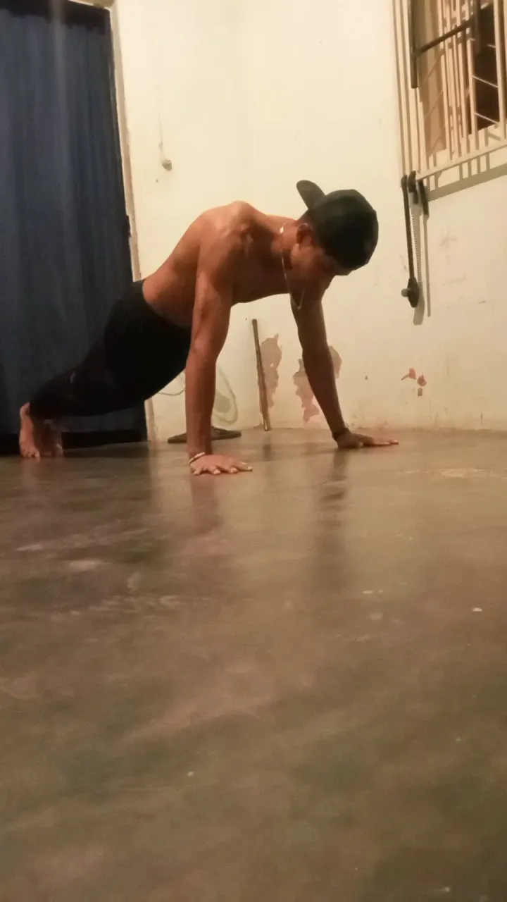 PHKWUdFF5rtoqAcW_VID_20250518_214601_exported_16256.webp