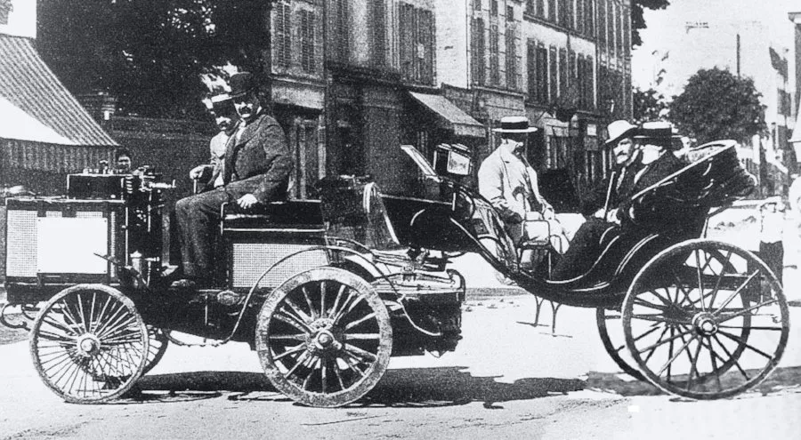 1894_count_albert_de_dion_small.jpg