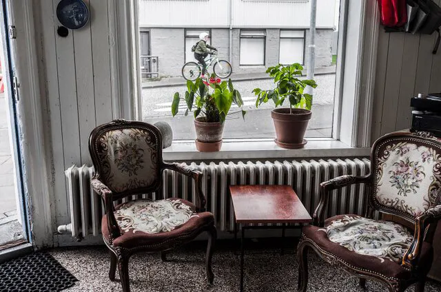 https://d1vof77qrk4l5q.cloudfront.net/img/steemcoffee-co-reykjavik-roasters-in-iceland-vvimgq8h-1548628856249.jpg