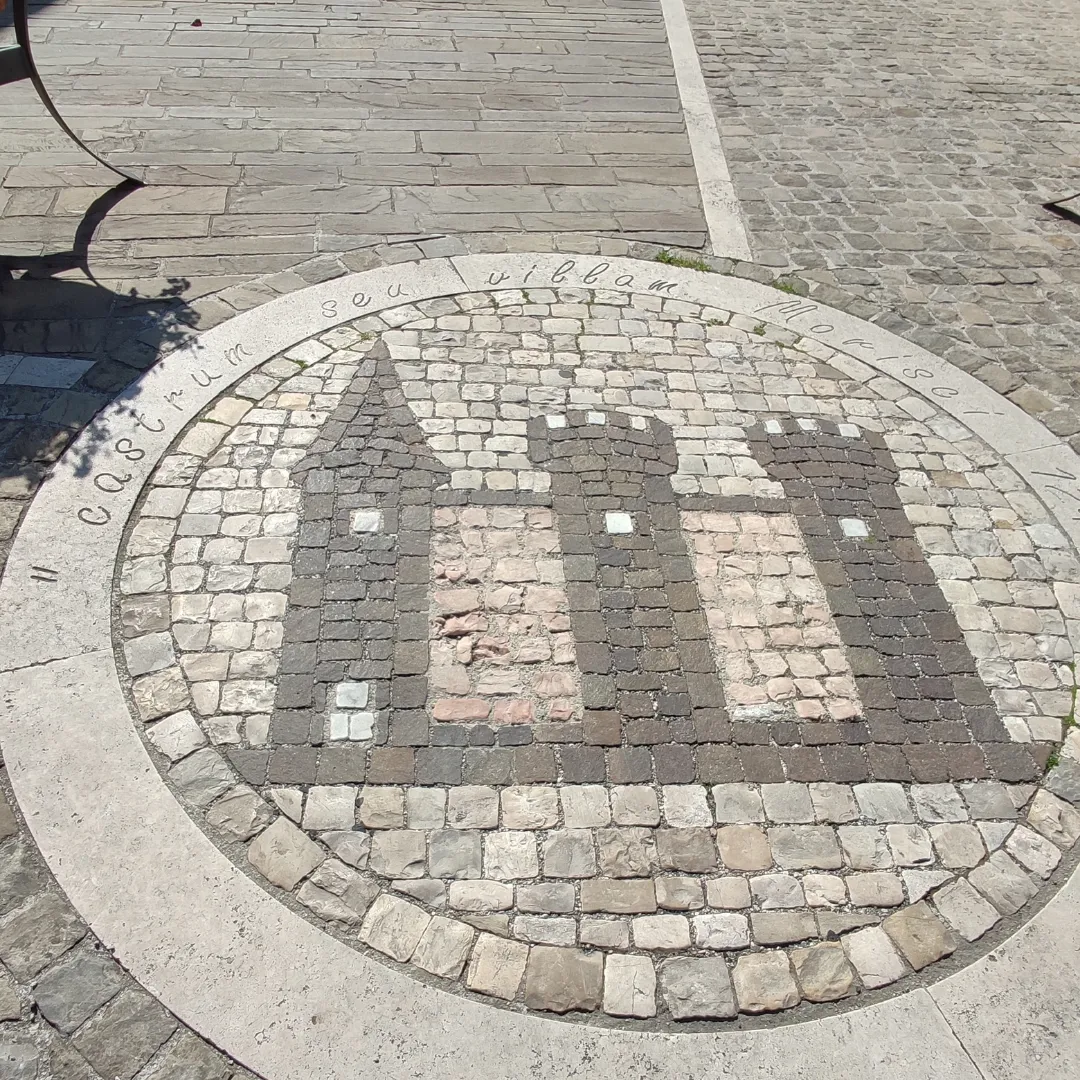 Targa piazza castello 0 (1).png