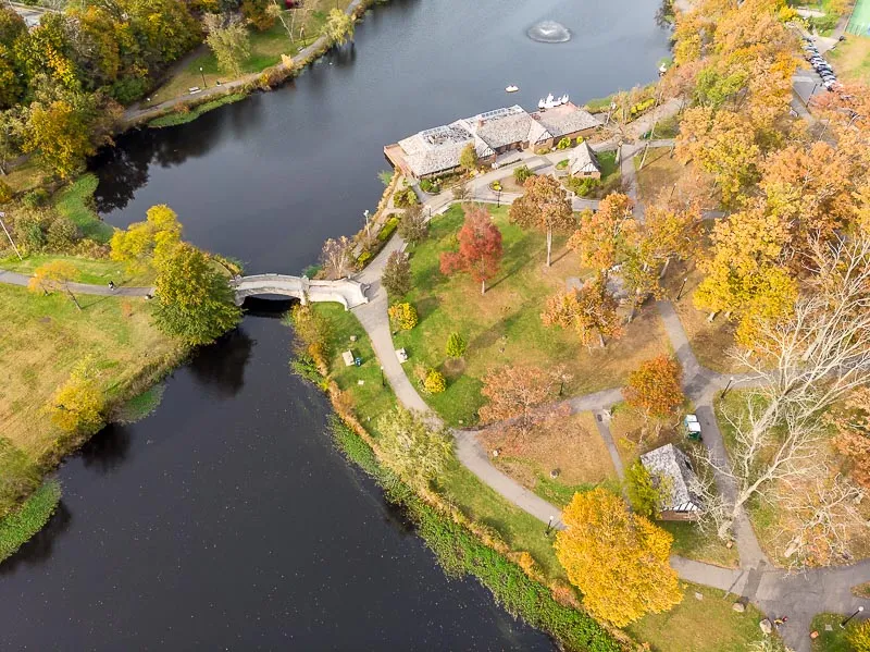 colonphoto-com-011-foliage-autumn-season-Verona-Park-in-New-Jersey-20191025-DJI-0774