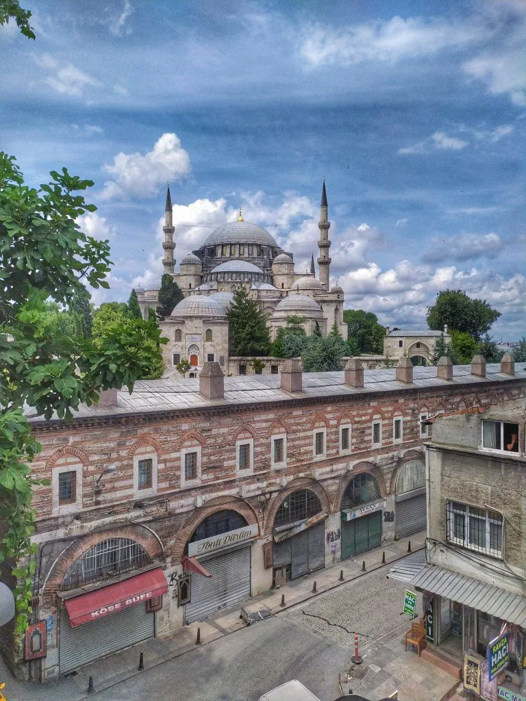 Las vistas desde la universidad de derecho de Estambul