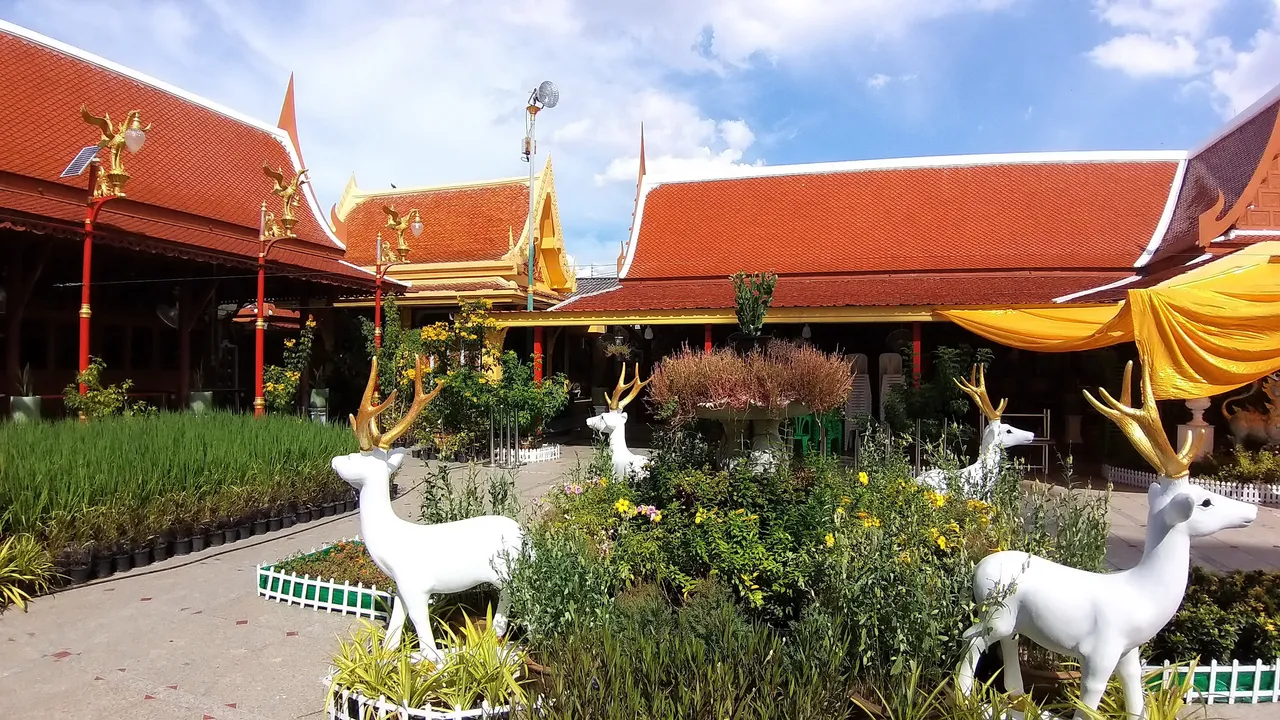 dusit_temples_bangkok_spet_2020_058.jpg