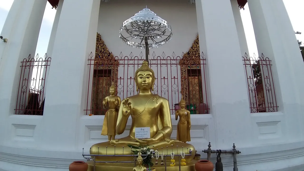 dusit_temples_bangkok_spet_2020_311.jpg