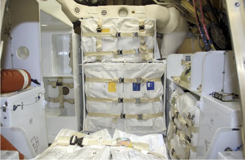 dragon-interior-cargo-manifest-01-sm.png