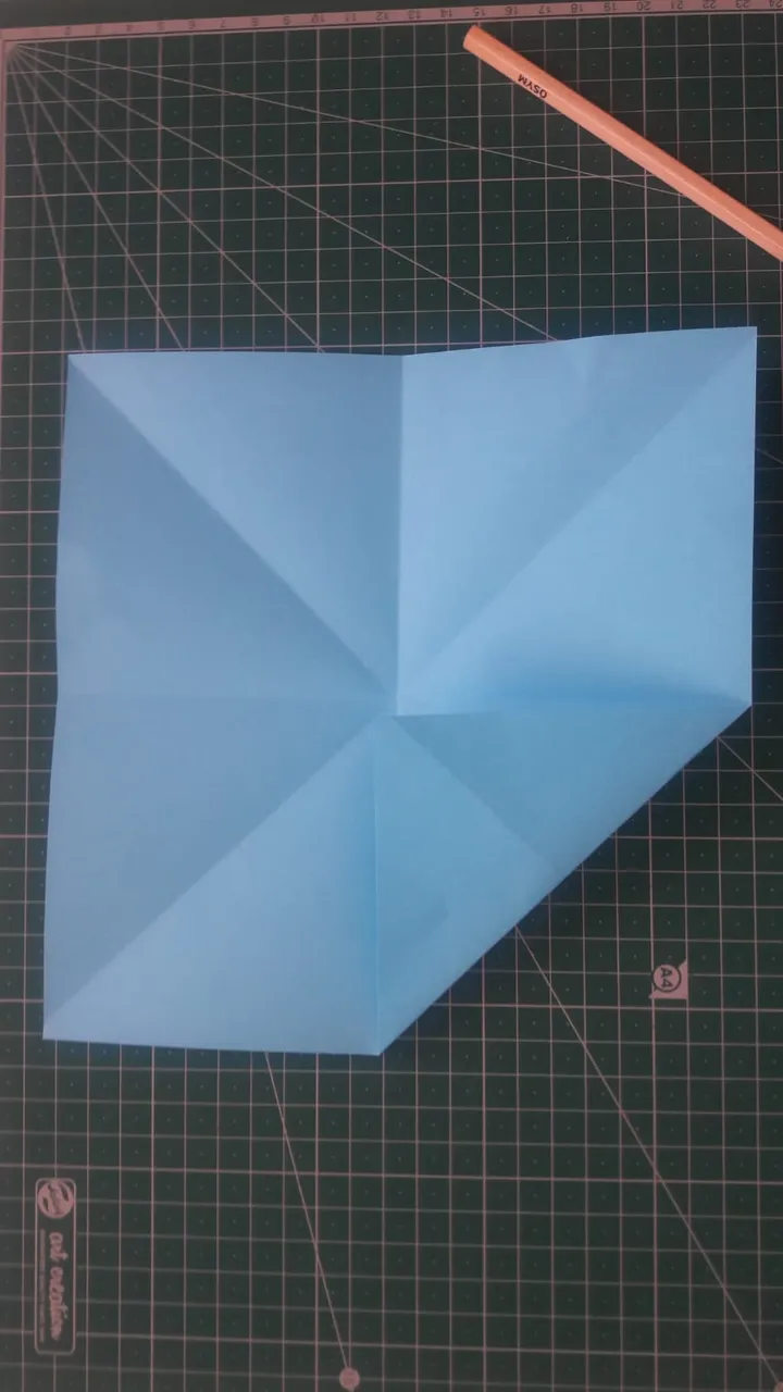 ea05a69a-64dd-4a86-8a32-c20b5d96403e.jpg