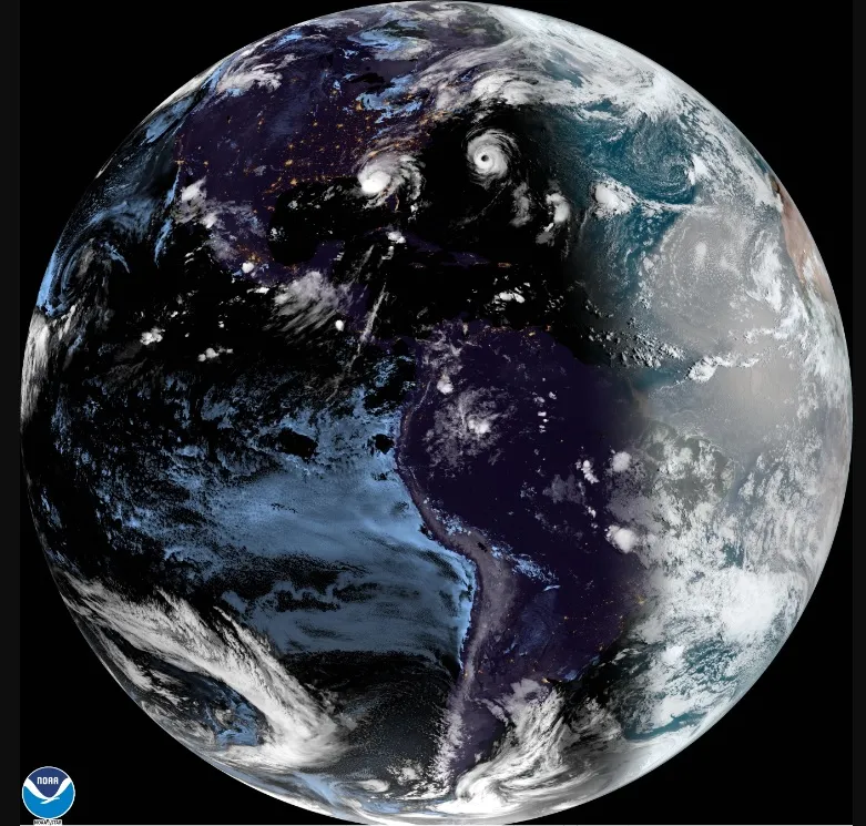 202308301234 Erde Hurrican IDA.jpg