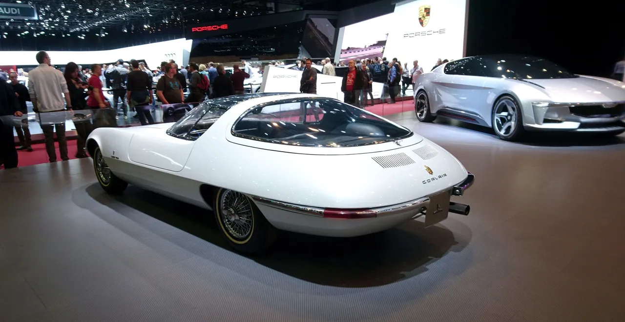 Chevrolet Testudo Bertone 03x.jpg